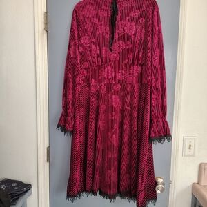 Red and Black Floral Long Sleeve Dress